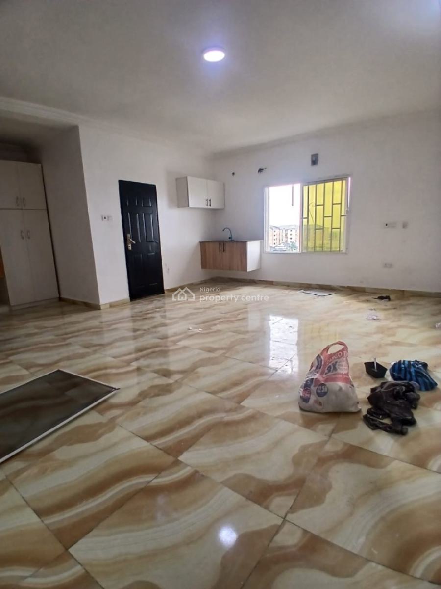 Self Contain Studio, Paradise Estate, Lekki Expressway, Lekki, Lagos, Self Contain (single Rooms) for Rent