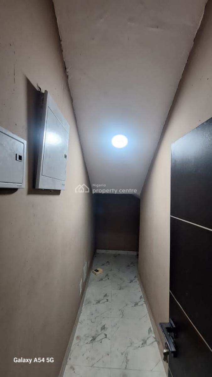 Serviced and Spacious 3bedroom Duplex with Bq, Inside a Serviced Estate with 24hrs  Loght, Agungi, Lekki, Lagos, Semi-detached Duplex for Rent