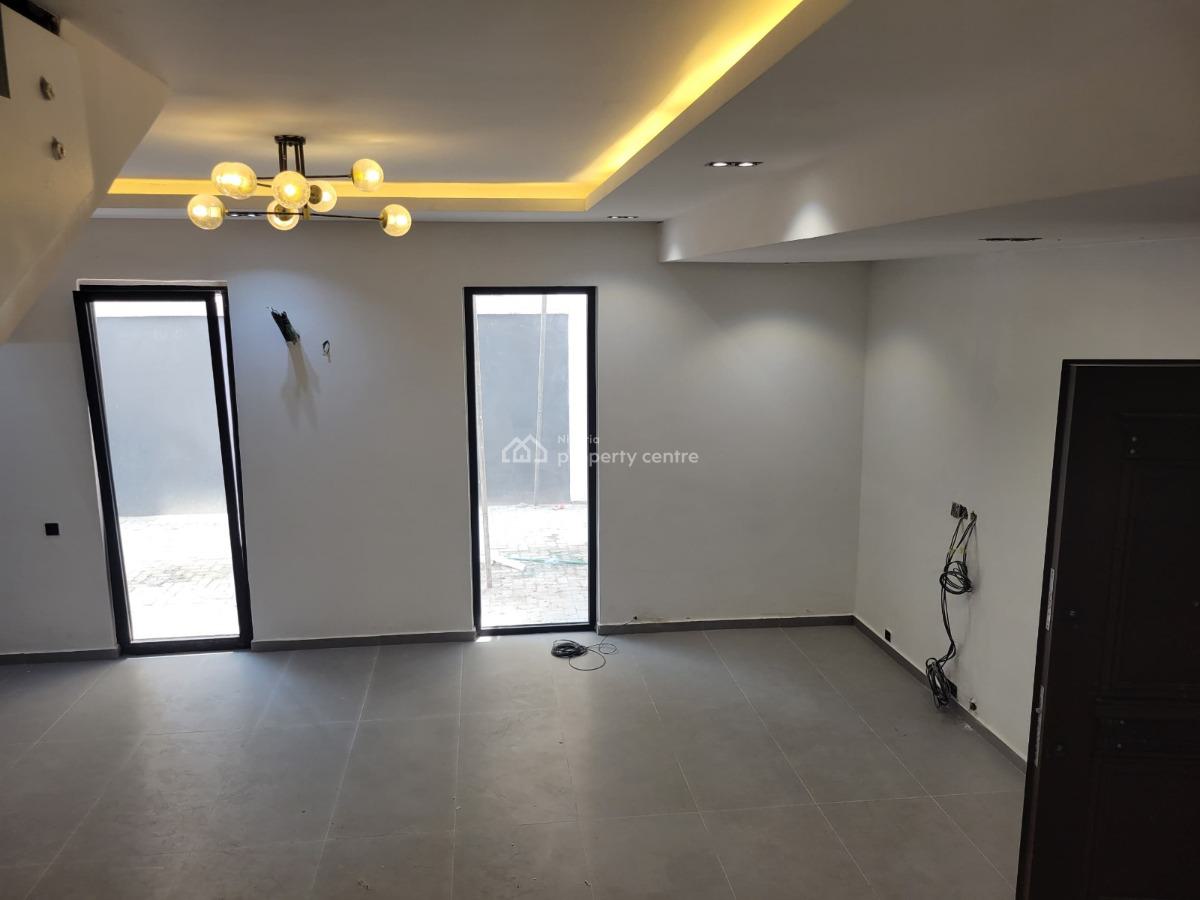 2 Bedrooms Maisonette with Bq, Old Ikoyi, Ikoyi, Lagos, House for Rent