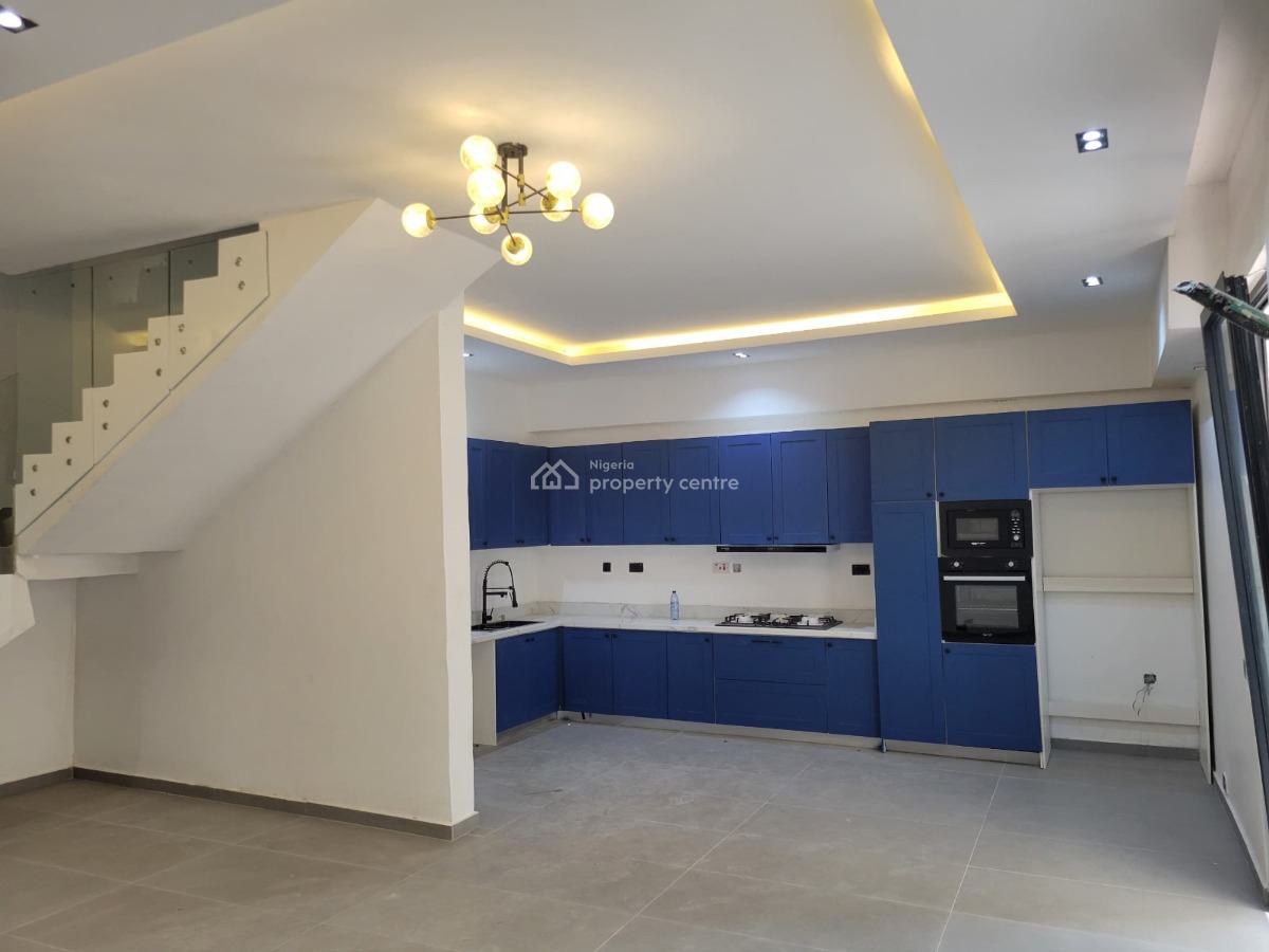 2 Bedrooms Maisonette with Bq, Old Ikoyi, Ikoyi, Lagos, House for Rent