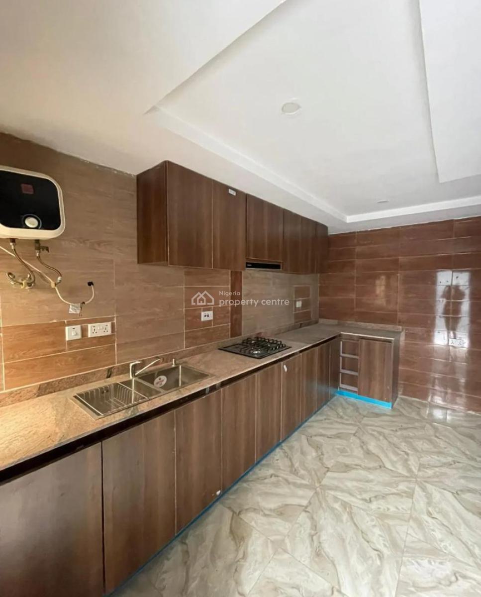 Newly Renovated Four Bedroom Semi Detached Duplex., Lekki Phase 1, Lekki, Lagos, Semi-detached Duplex for Rent