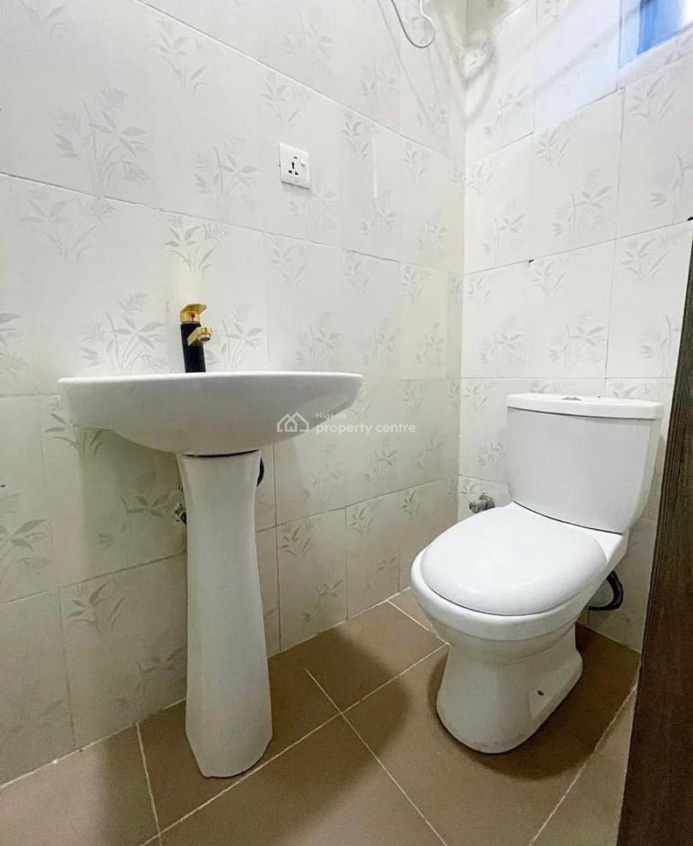 Spaciously Built 4 Bedroom Terrace with Exquisite Features, Orchid Road, Lekki, Lagos, Terraced Duplex for Sale