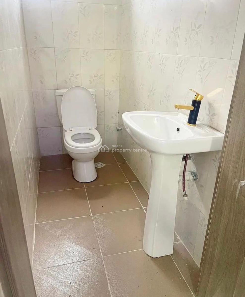 Spaciously Built 4 Bedroom Terrace with Exquisite Features, Orchid Road, Lekki, Lagos, Terraced Duplex for Sale