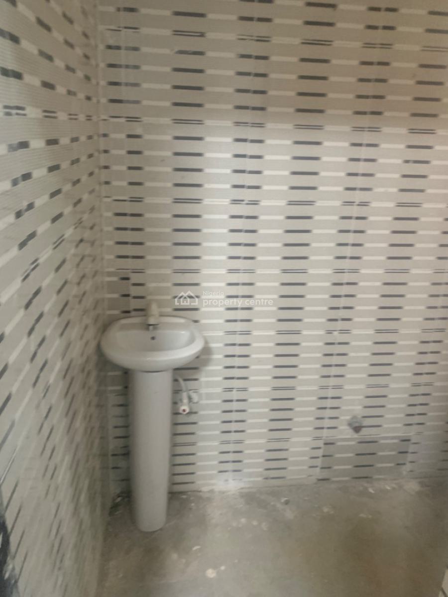 2bedroom and Parlour, Theranite Close to Sun Shine Estate, Sangotedo, Ajah, Lagos, Flat / Apartment for Rent