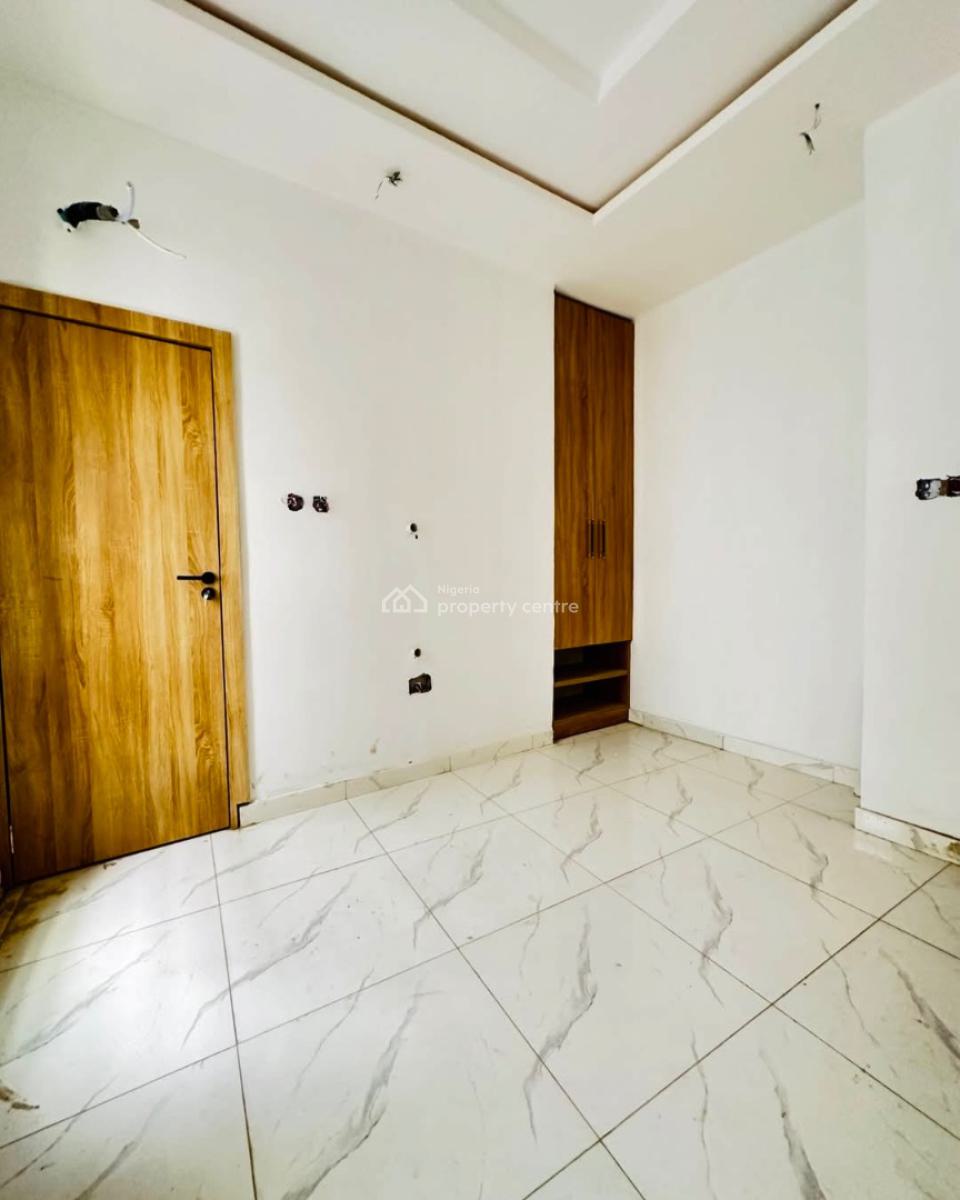 Deluxe 3 Bed Semi Detached Duplex with Bq, in a Gated Neighborhood, Olowora, Magodo, Lagos, Semi-detached Duplex for Sale