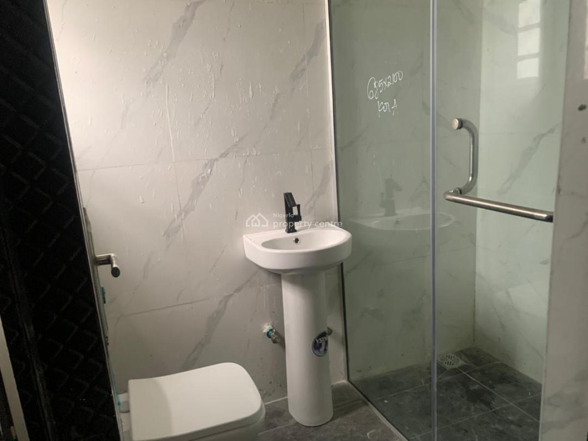 Very Clean and Spacious Rooms 2 Bedroom Apartment Available, Badore, Ajah, Lagos, Flat / Apartment for Rent