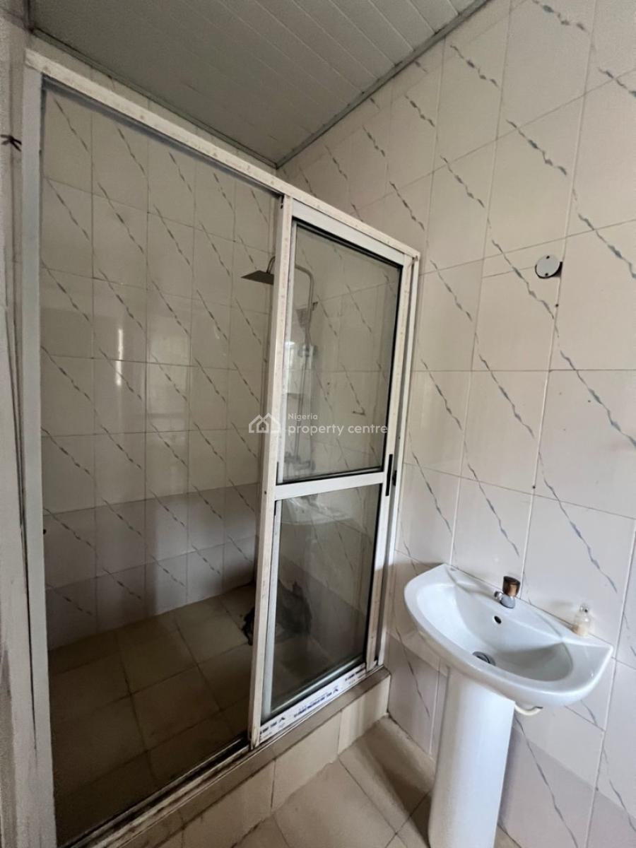 Clean and Nice Shared Apartment with Wardrobe, Mobil Road Ilaje, Ajah, Lagos, Self Contain (single Rooms) for Rent