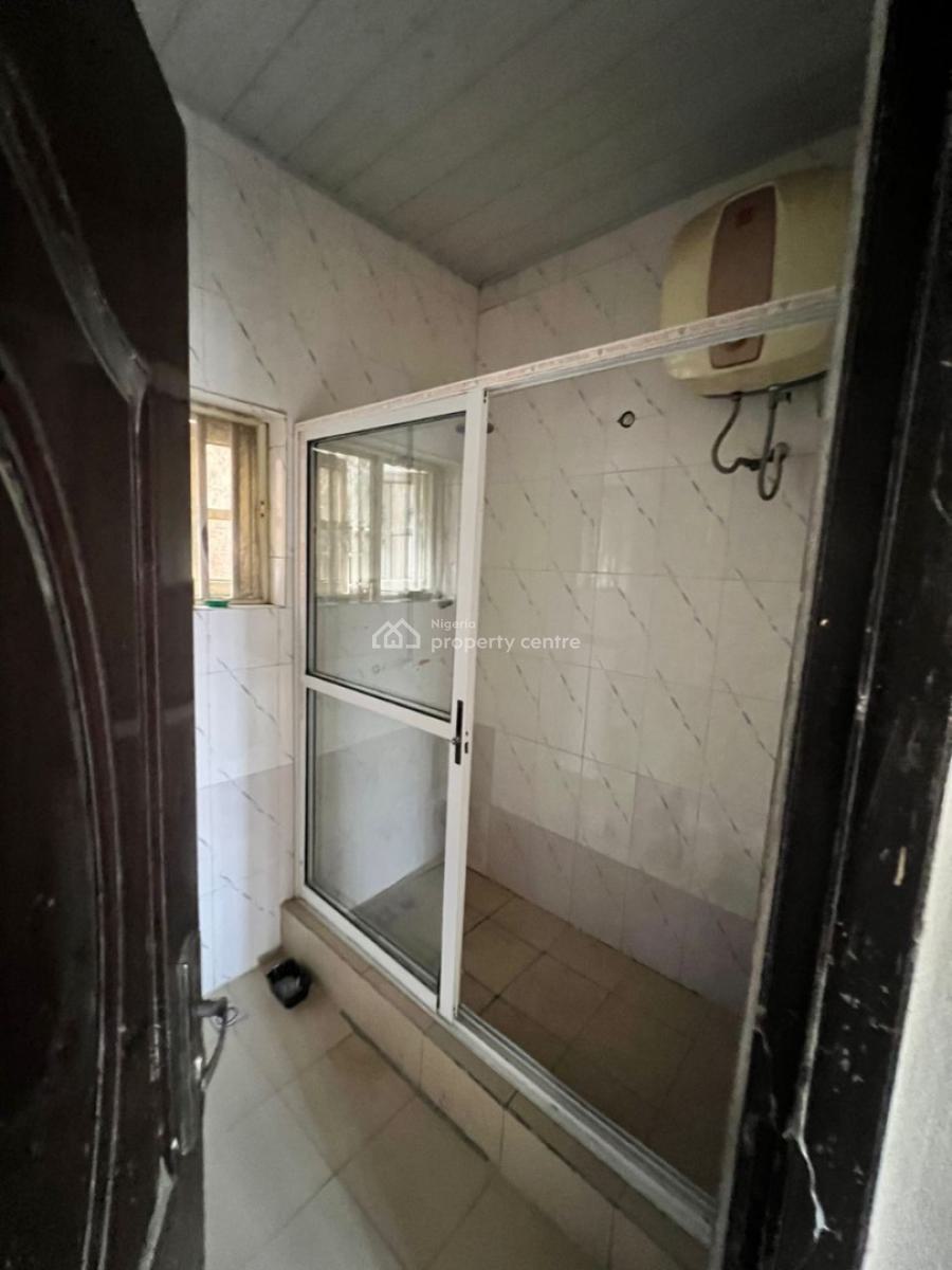 Spacious Shared Apartment with Wardrobe, Mobil Road Ilaje, Ajah, Lagos, Self Contain (single Rooms) for Rent