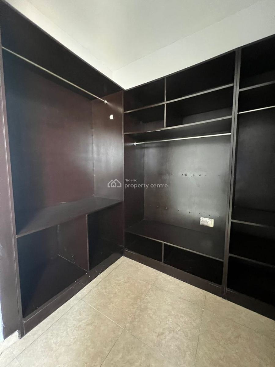 Newly Renovated 3 Bedroom Flat Serviced Apartment with Boyz Quarter, Prime Water Garden, Ikate, Lekki, Lagos, Flat / Apartment for Sale