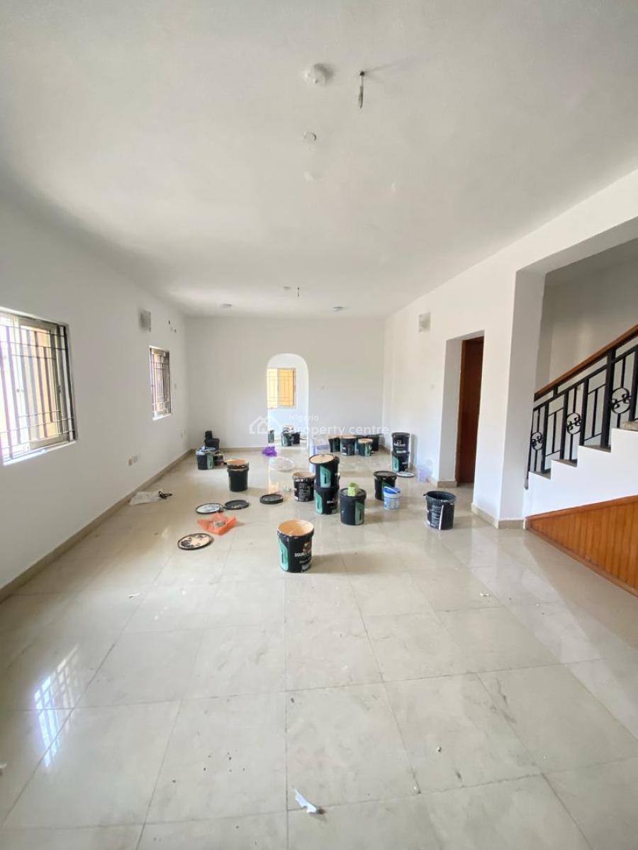 Spacious 3 Bedroom Terrace with Bq, Lekki Phase 1, Lekki, Lagos, Terraced Duplex for Rent