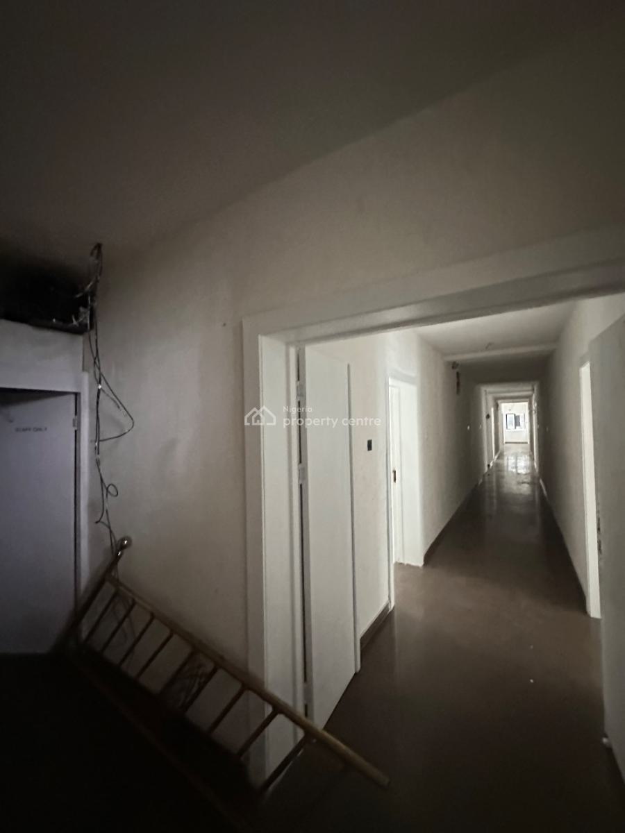 Hotel of 26- Rooms, Ikate Elegushi, Lekki, Lagos, Hotel / Guest House for Sale