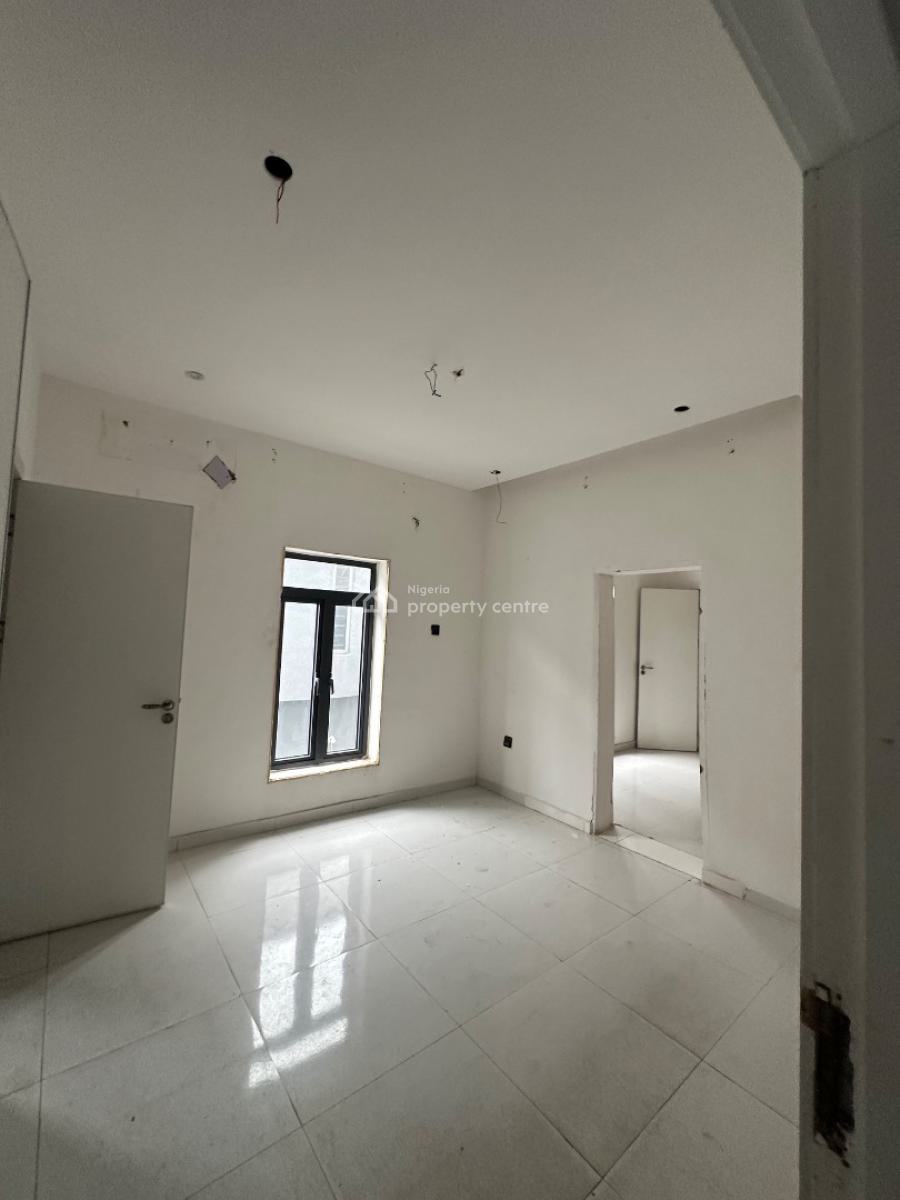 Hotel of 26- Rooms, Ikate Elegushi, Lekki, Lagos, Hotel / Guest House for Sale
