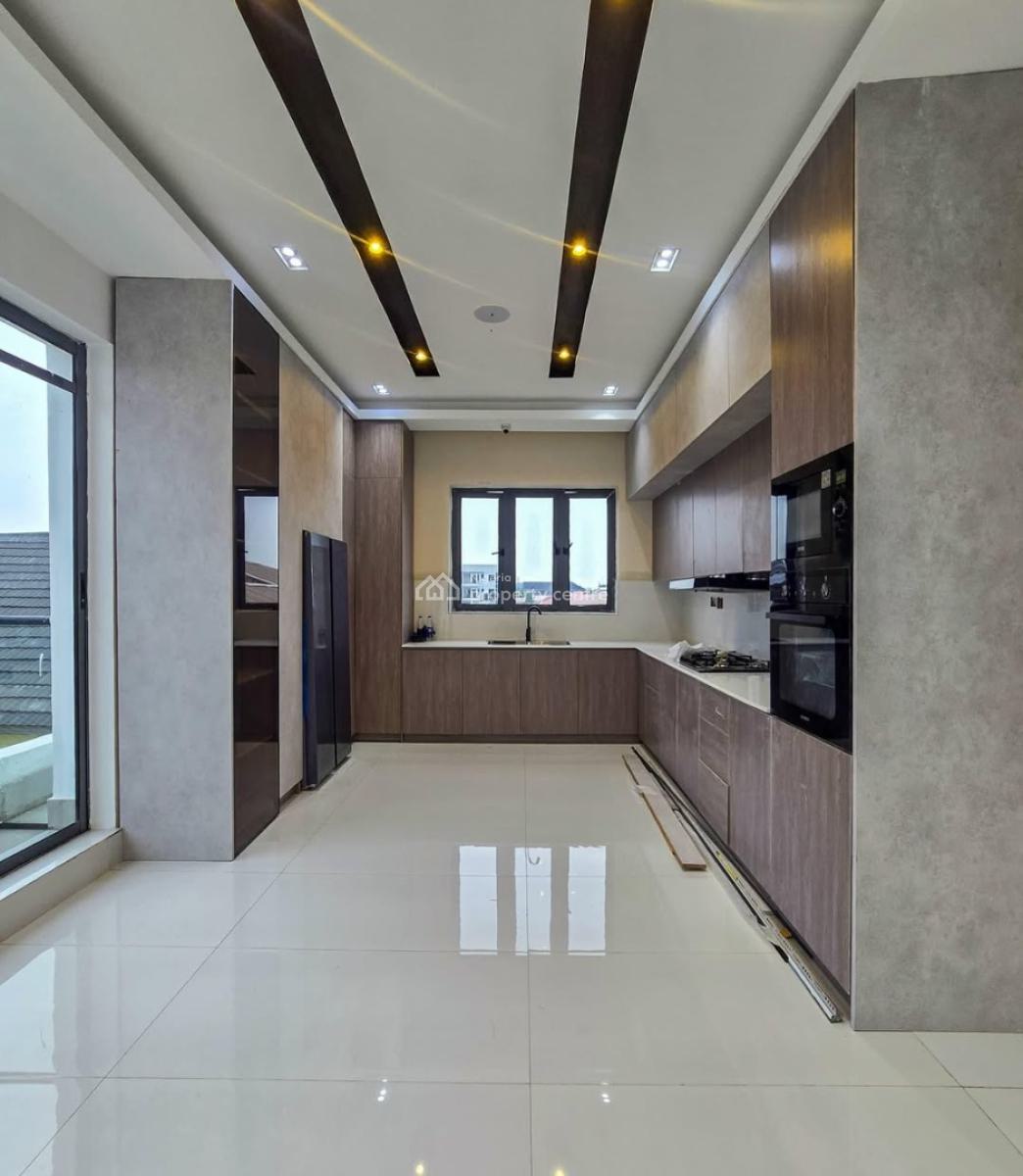 Luxurious 4 Bedroom Maisonette with a By, Mike Adegbete, Lekki Phase 1, Lekki, Lagos, House for Sale