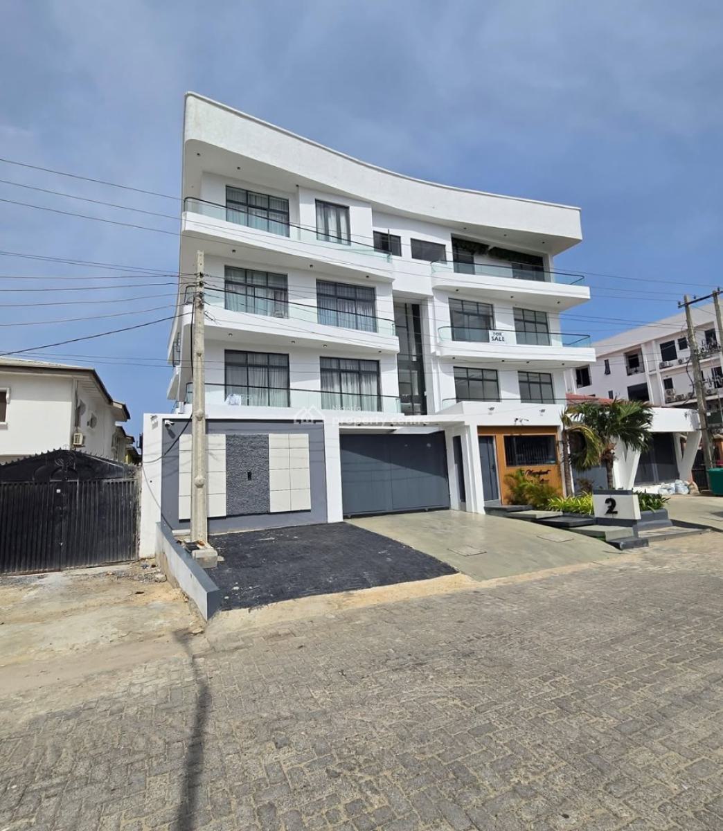 Luxurious 4 Bedroom Maisonette with a By, Mike Adegbete, Lekki Phase 1, Lekki, Lagos, House for Sale