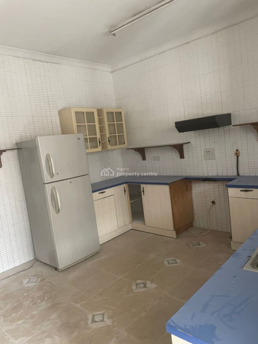Newly Renovated 3-bedroom Apartments in Parkview with Swimming-pool*, Ikoyi, Lagos, Flat / Apartment for Rent