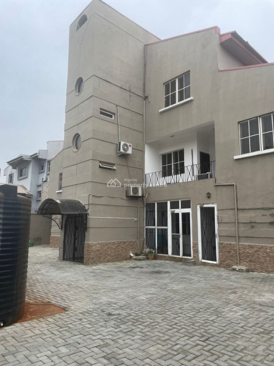 Newly Renovated 3-bedroom Apartments in Parkview with Swimming-pool*, Ikoyi, Lagos, Flat / Apartment for Rent