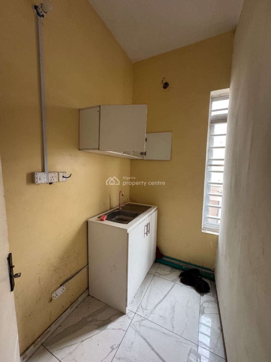 Self Contain Masters + Personal Kitchen, Chevy View Estate, Lekki Expressway, Lekki, Lagos, Self Contain (single Rooms) for Rent