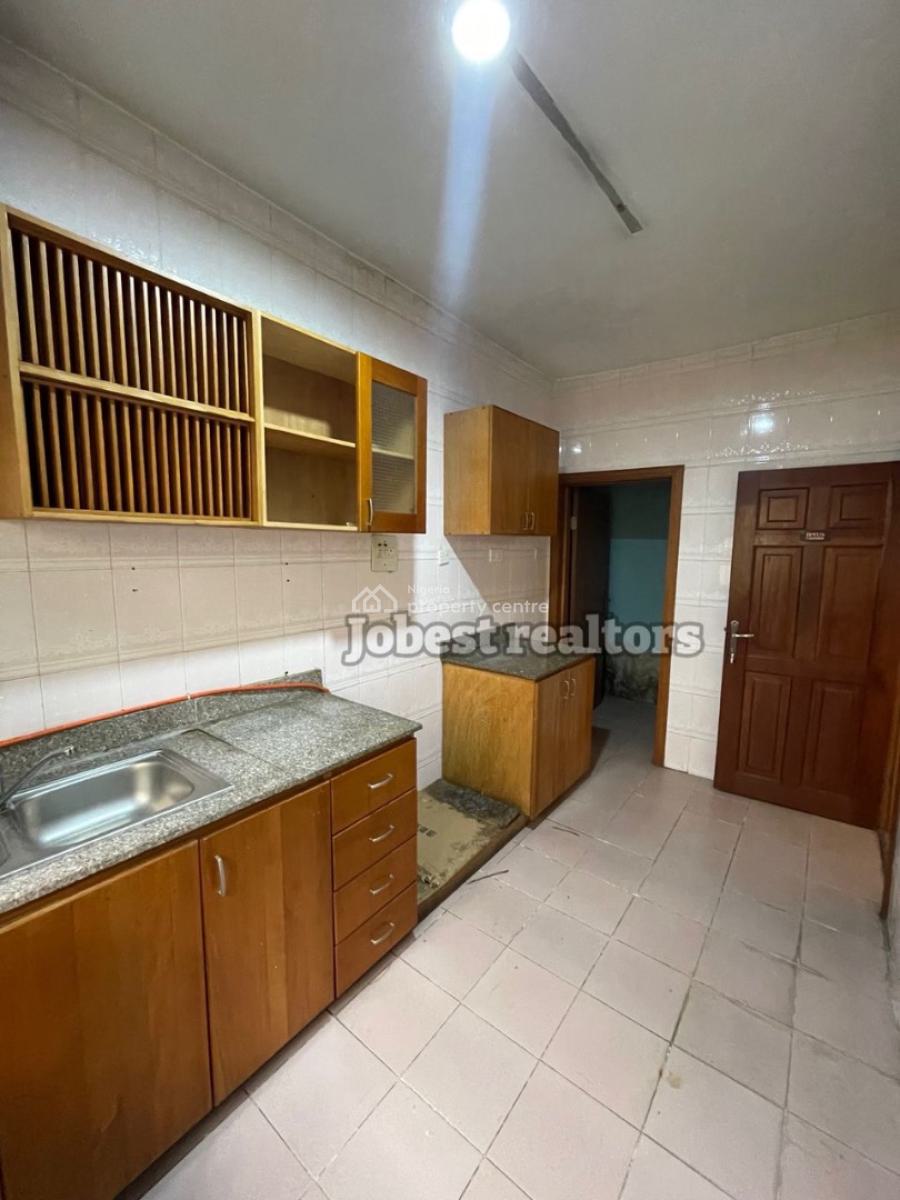 Self Serviced 2 Bedroom Flat, Lekki Phase 1, Lekki, Lagos, Flat / Apartment for Rent