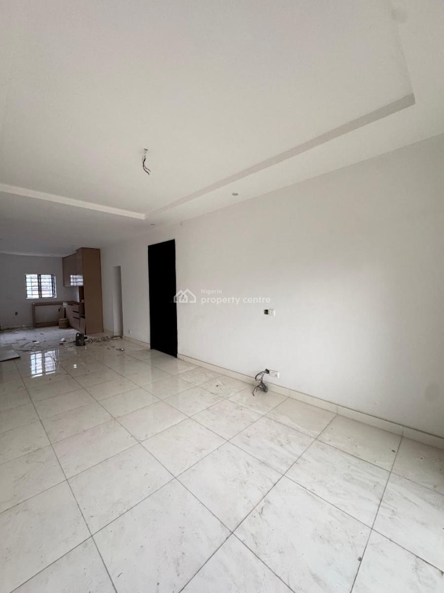 Biggest and Spacious 2 Bedroom Apartment with a Bq, Ologolo, Lekki, Lagos, Flat / Apartment for Sale