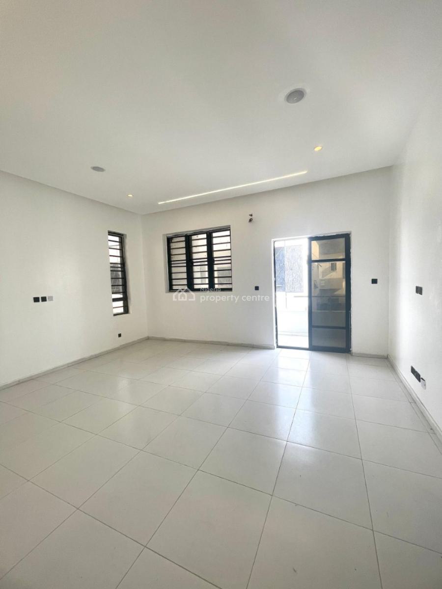 4bedroom Fully-detached Duplex with Bq , Swimming Pool & Gym, Orchid Road, Lekki, Lagos, Detached Duplex for Sale