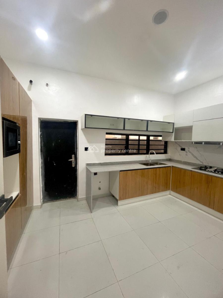 4bedroom Fully-detached Duplex with Bq , Swimming Pool & Gym, Orchid Road, Lekki, Lagos, Detached Duplex for Sale