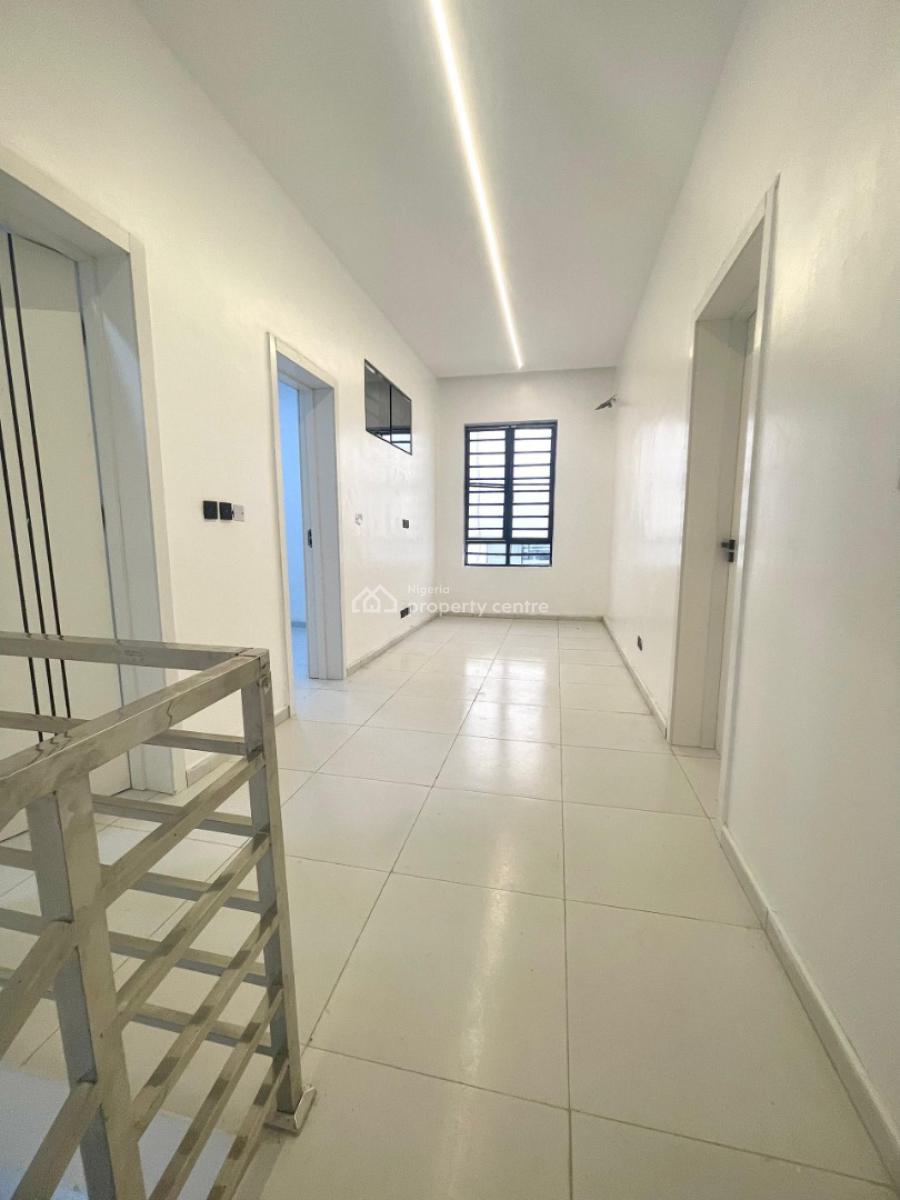4bedroom Fully-detached Duplex with Bq , Swimming Pool & Gym, Orchid Road, Lekki, Lagos, Detached Duplex for Sale