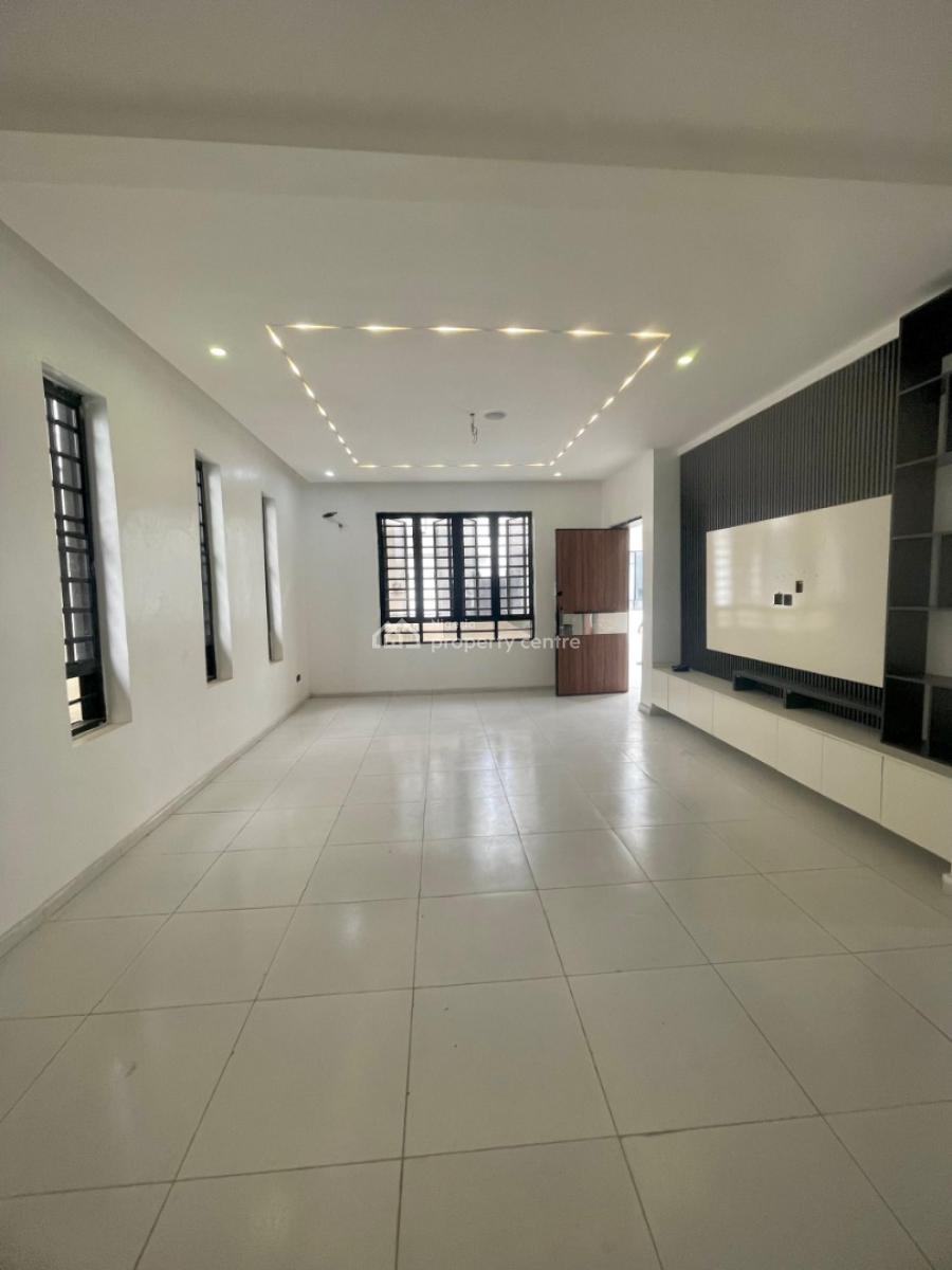 4bedroom Fully-detached Duplex with Bq , Swimming Pool & Gym, Orchid Road, Lekki, Lagos, Detached Duplex for Sale