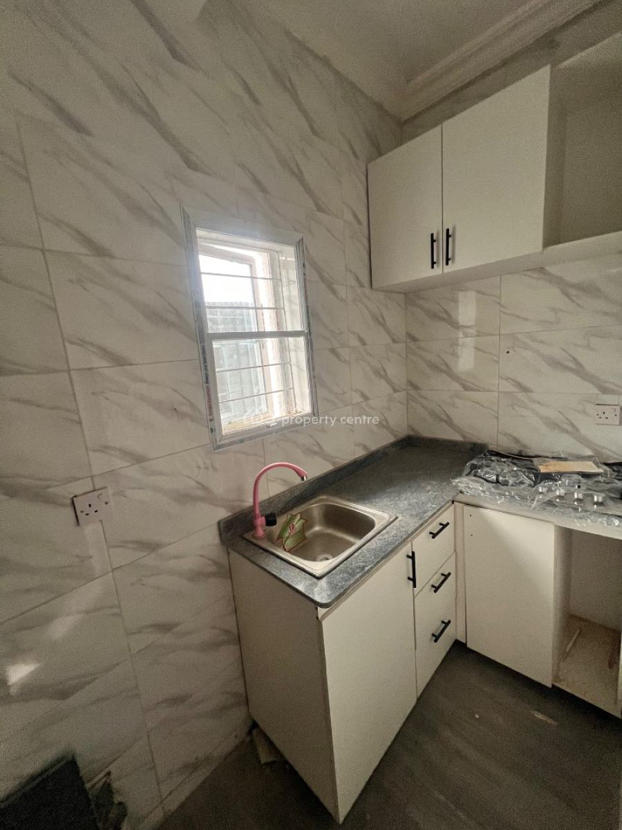 Newly Built Premium 2/bed Apartments, Onigbongbo, Maryland, Lagos, Flat / Apartment for Rent