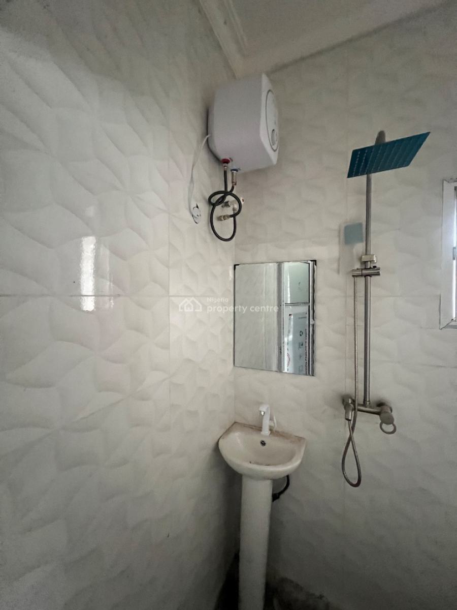 Newly Built Premium 2/bed Apartments, Onigbongbo, Maryland, Lagos, Flat / Apartment for Rent