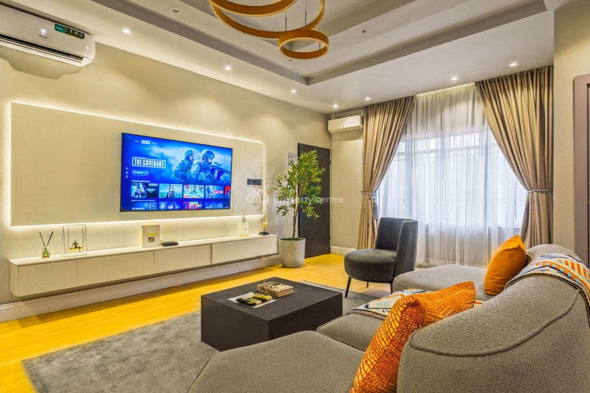 2 Bedroom Apartment, Phase 1 (imax Cinema), Lekki, Lagos, Flat / Apartment Short Let