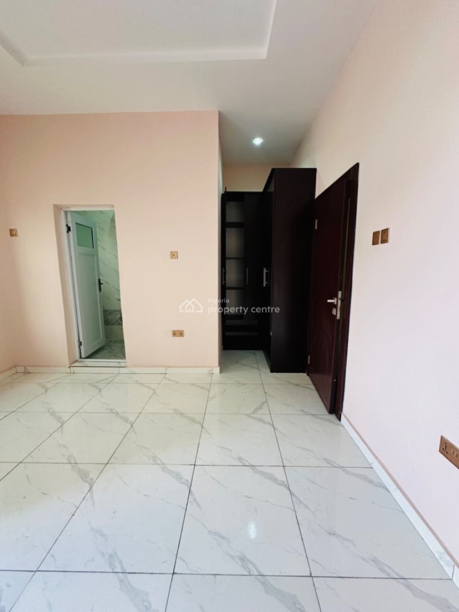 Spaciously Bult 5 Bedroom Semi Detached Duplex with a Room Bq, Mende, Maryland, Lagos, Semi-detached Duplex for Sale