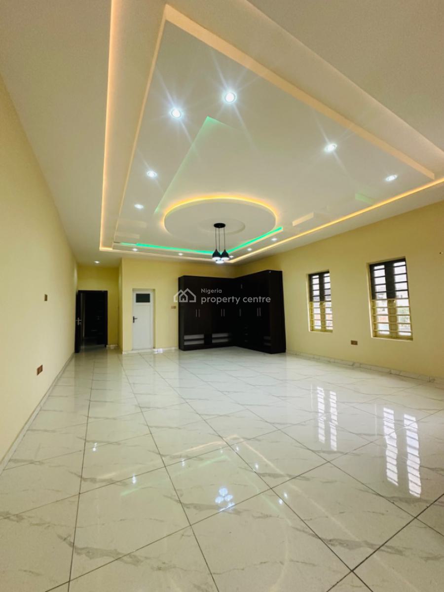 Spaciously Bult 5 Bedroom Semi Detached Duplex with a Room Bq, Mende, Maryland, Lagos, Semi-detached Duplex for Sale