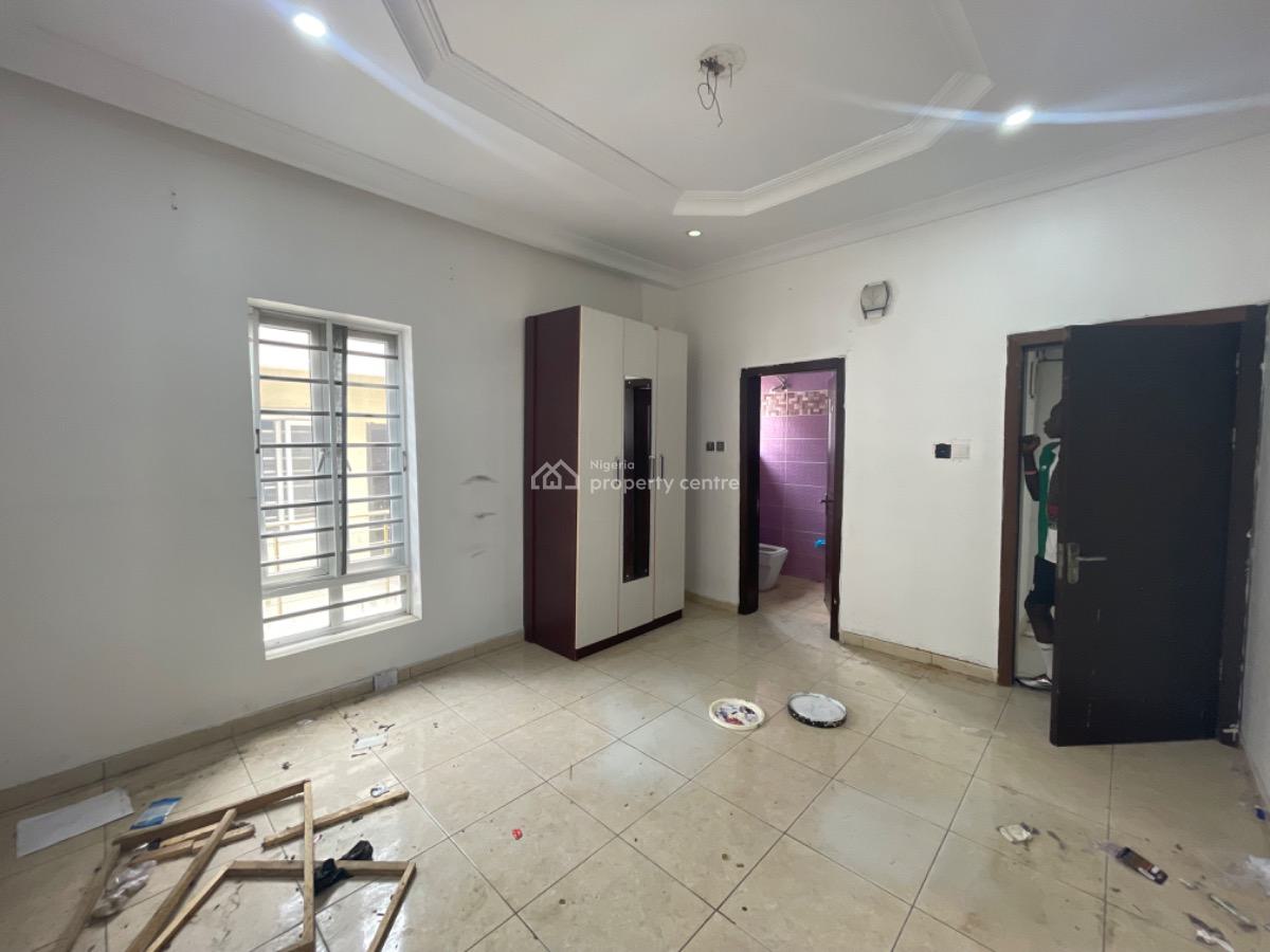 a Spacious Mini Flat with Balcony on Top Floor, Ikota, Lekki, Lagos, Mini Flat (room and Parlour) for Rent