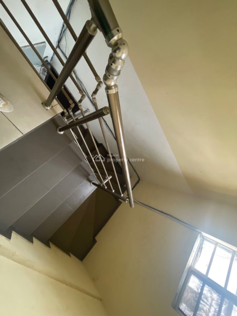 a Spacious Mini Flat with Balcony on Top Floor, Ikota, Lekki, Lagos, Mini Flat (room and Parlour) for Rent