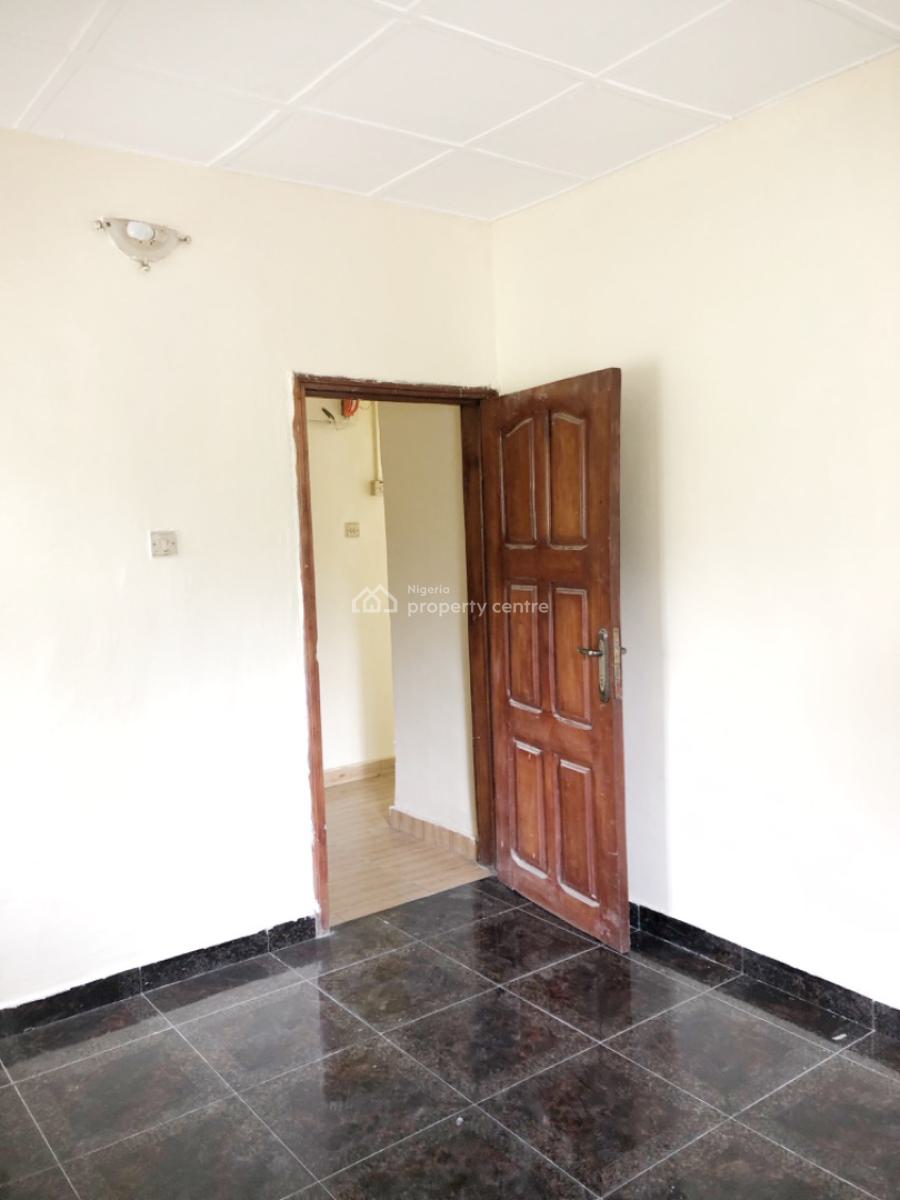 a Well Maintained Spacious 2 Bedroom Flat, Gra Phase 1, Magodo, Lagos, Flat / Apartment for Rent