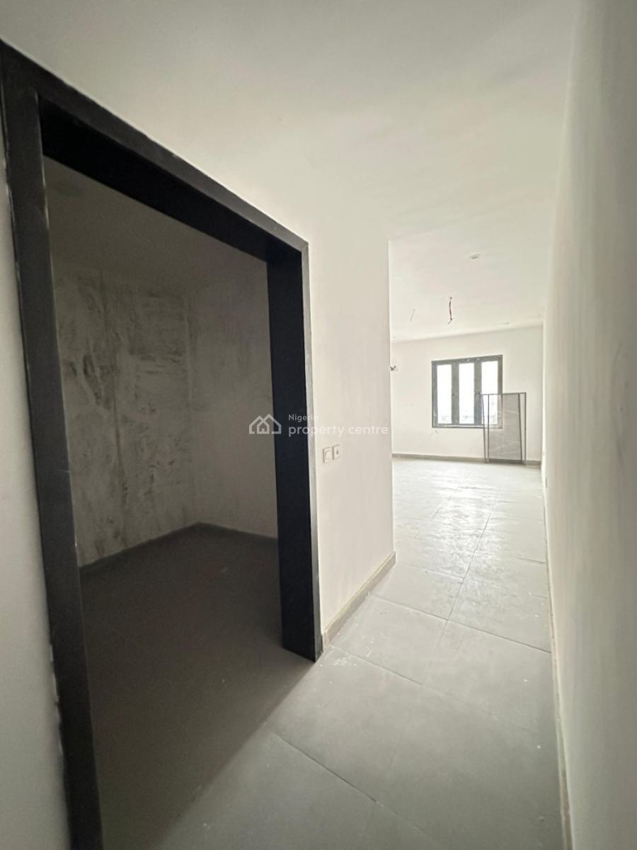 3 Bed Apartment,carcass Interior, Swimming Pool  24hrs Security 24hrs, Old Ikoyi, Ikoyi, Lagos, Flat / Apartment for Sale