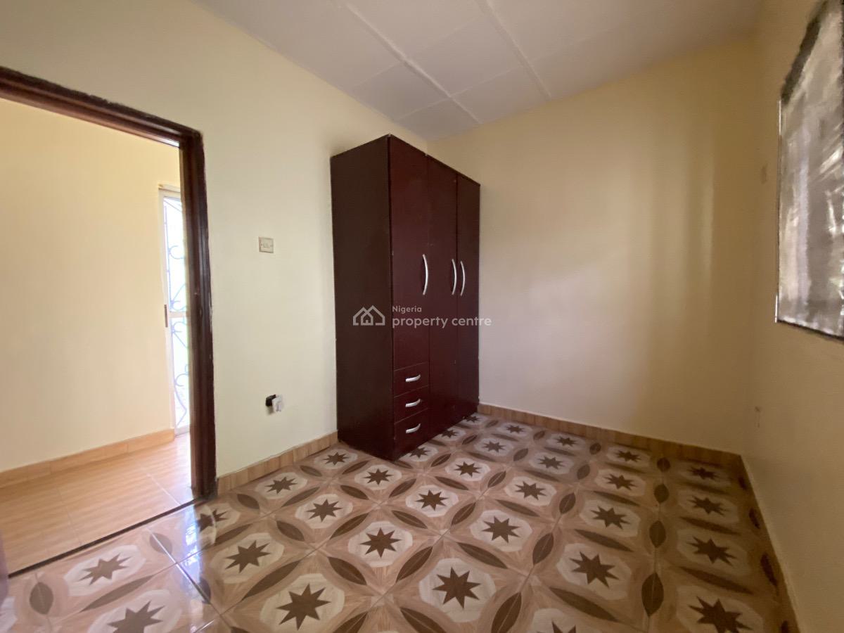 Luxury 2 Bedroom Flat, Gra Phase 1, Magodo, Lagos, Flat / Apartment for Rent