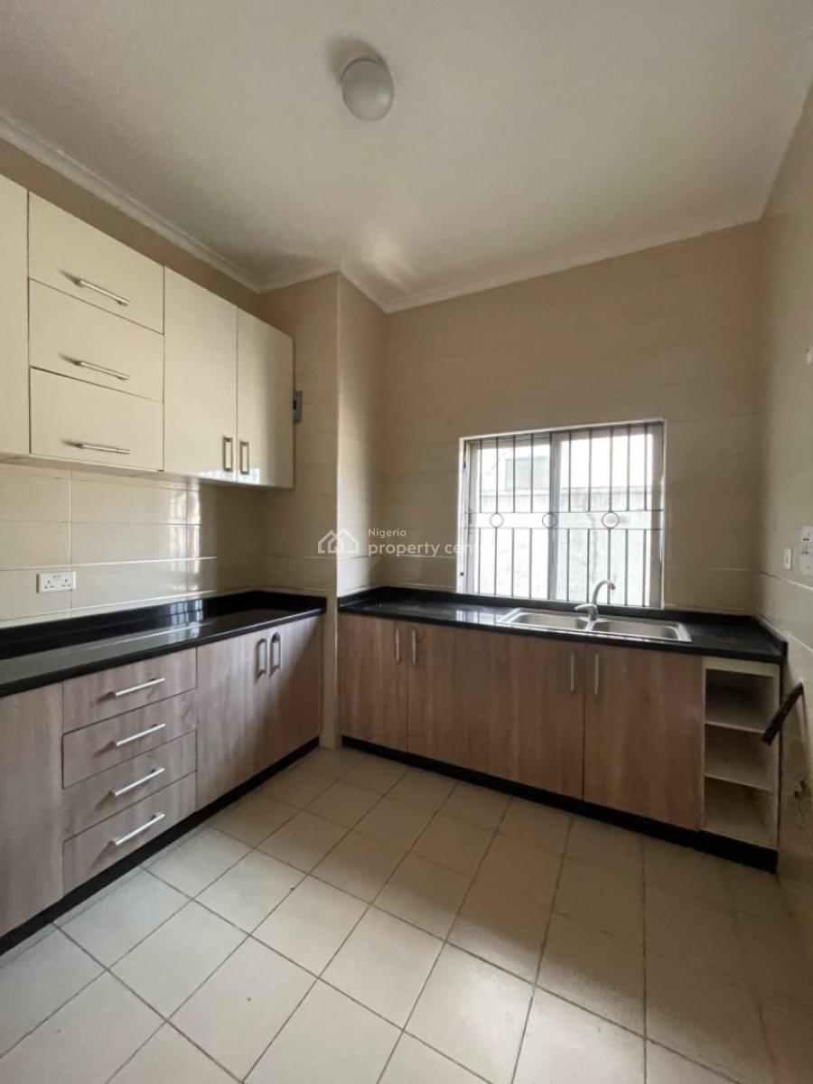 3bedroom & 2bedroom 6 Units for Commercial Use, Ikota, Ikota, Lekki, Lagos, Plaza / Complex / Mall for Rent