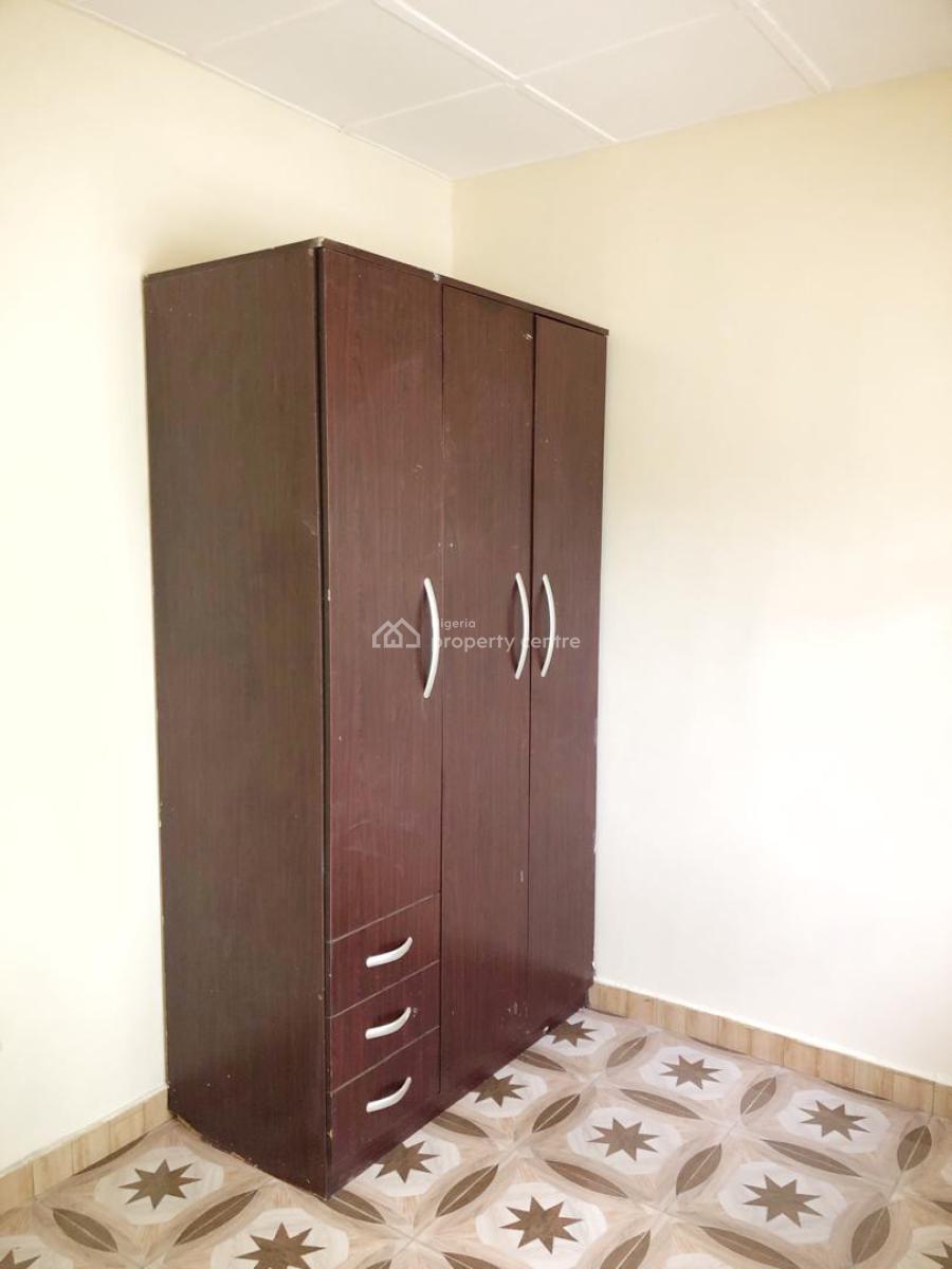 Luxury Well Maintained 2 Bedroom Apartment, Gra Phase 1, Magodo, Lagos, Flat / Apartment for Rent