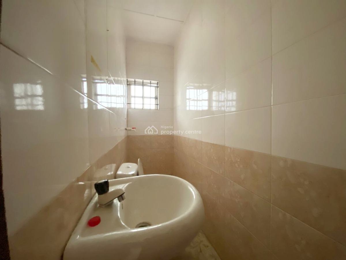 Luxury Well Maintained 2 Bedroom Apartment, Gra Phase 1, Magodo, Lagos, Flat / Apartment for Rent