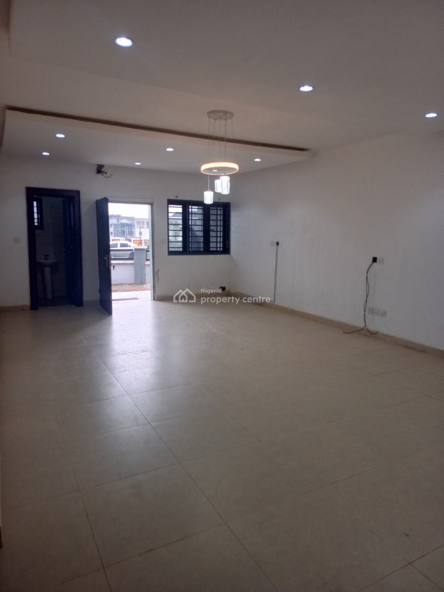 Luxury 3 Bedroom Block of Flats, Gilmore, Jahi, Abuja, Flat / Apartment for Rent