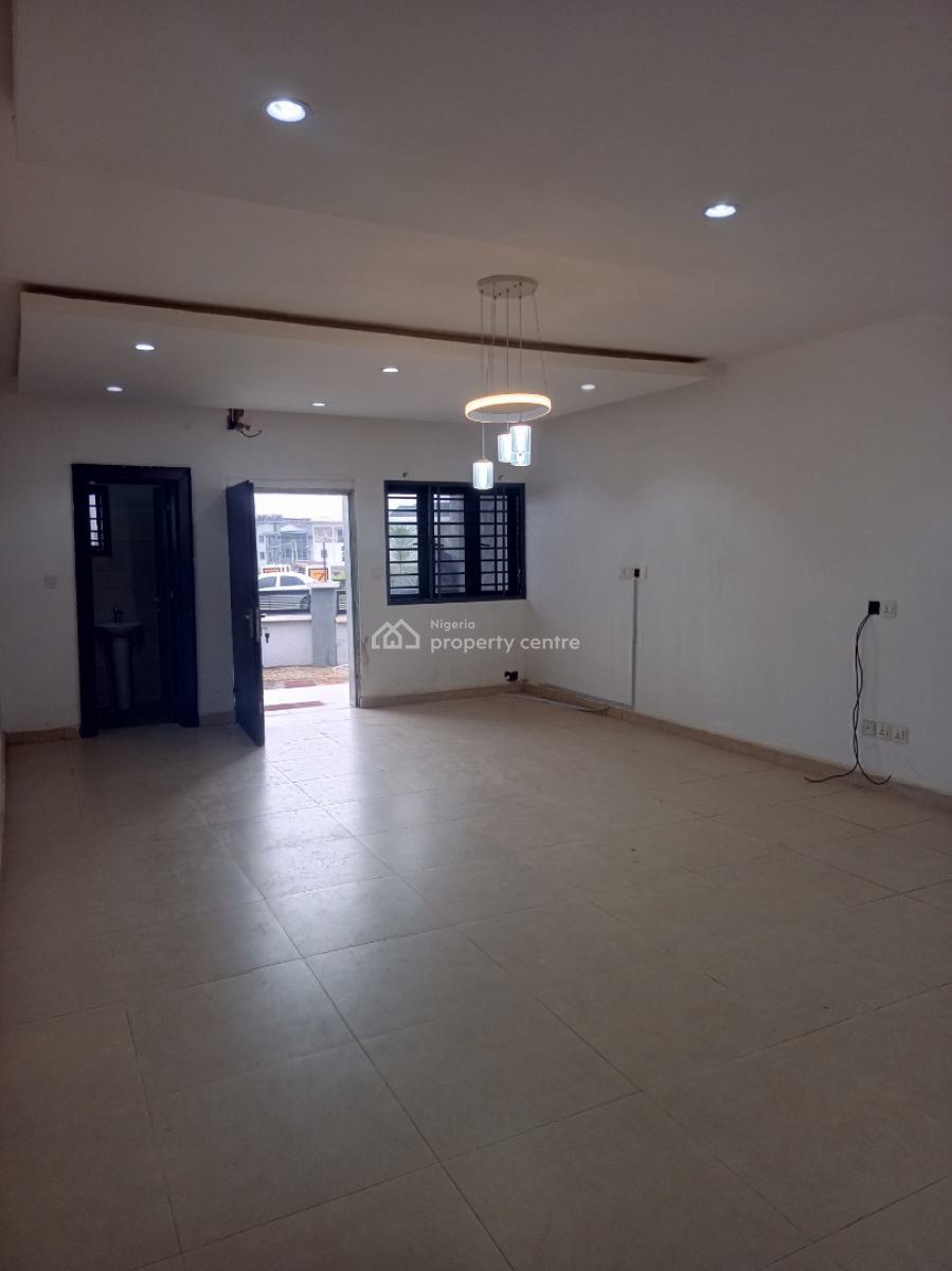 Luxury 3 Bedroom Block of Flats, Gilmore, Jahi, Abuja, Flat / Apartment for Rent