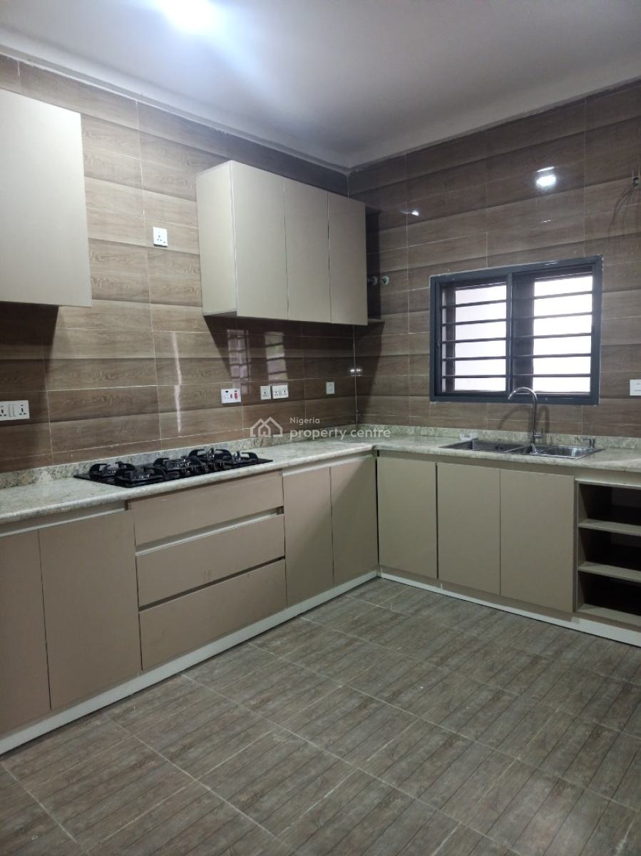 Luxury 3 Bedroom Block of Flats, Gilmore, Jahi, Abuja, Flat / Apartment for Rent