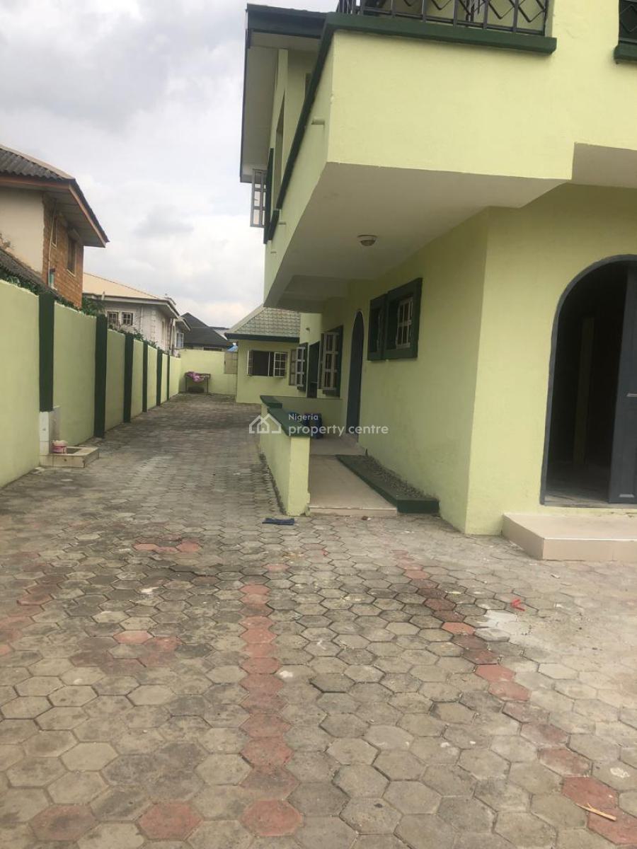 Four Bedroom Flat @ Magòdo Gra Phase One  5.5 M, Gra Phase 1, Magodo, Lagos, Flat / Apartment for Rent
