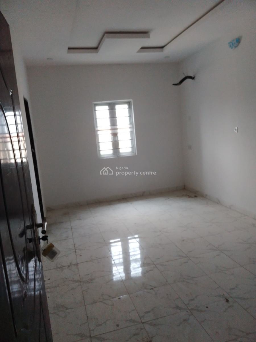 Massively New 3bedrooms Flat Upstairs, Greenwood Estate Opposite Corona School, Sangotedo, Ajah, Lagos, Flat / Apartment for Rent