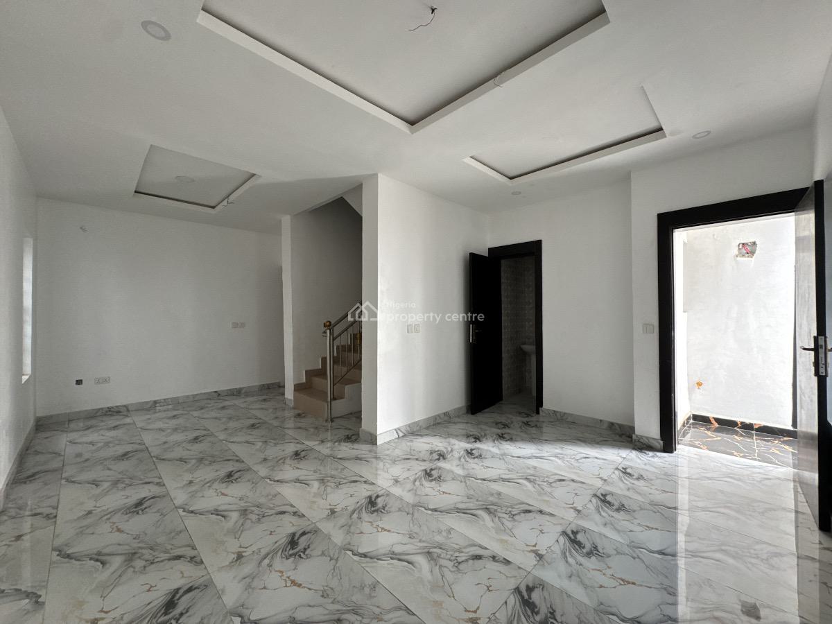 4 Bedroom Terrace Duplex + Bq, Mobil Rd., Ajah, Lagos, Terraced Duplex for Sale