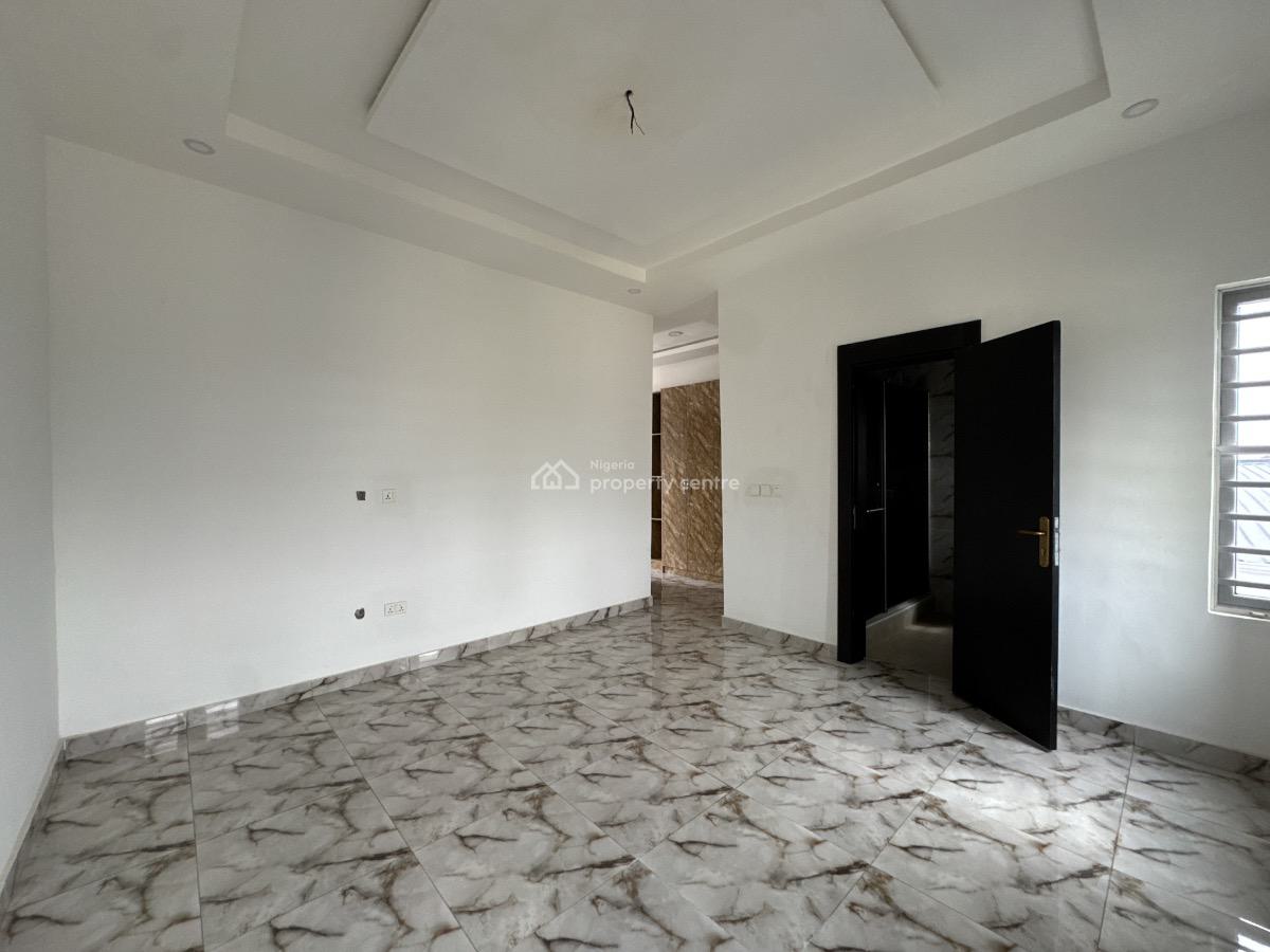 4 Bedroom Terrace Duplex + Bq, Mobil Rd., Ajah, Lagos, Terraced Duplex for Sale