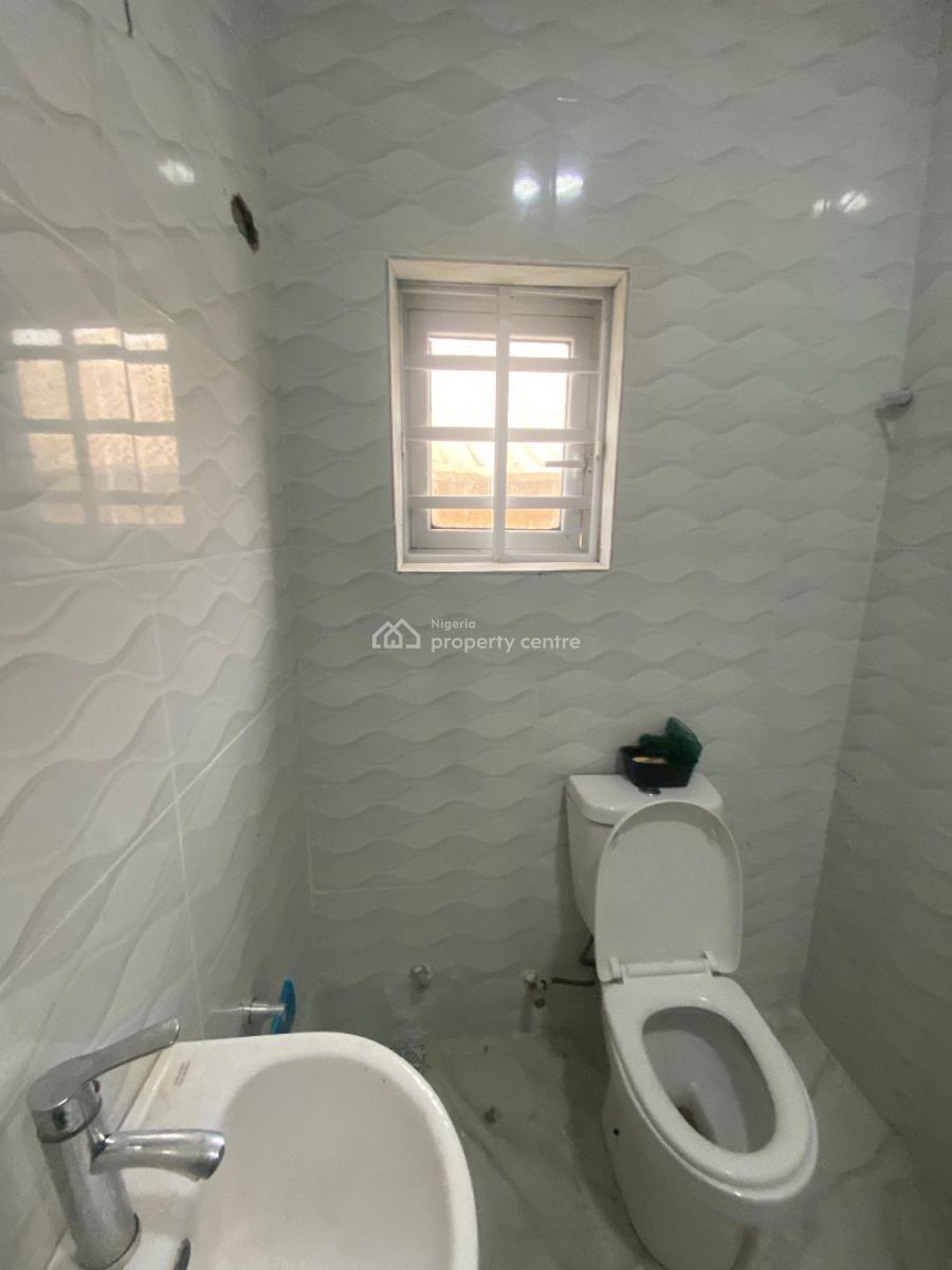 Luxury 2bedroom and Parlour, Ogombo Road, Ogombo, Ajah, Lagos, Flat / Apartment for Rent