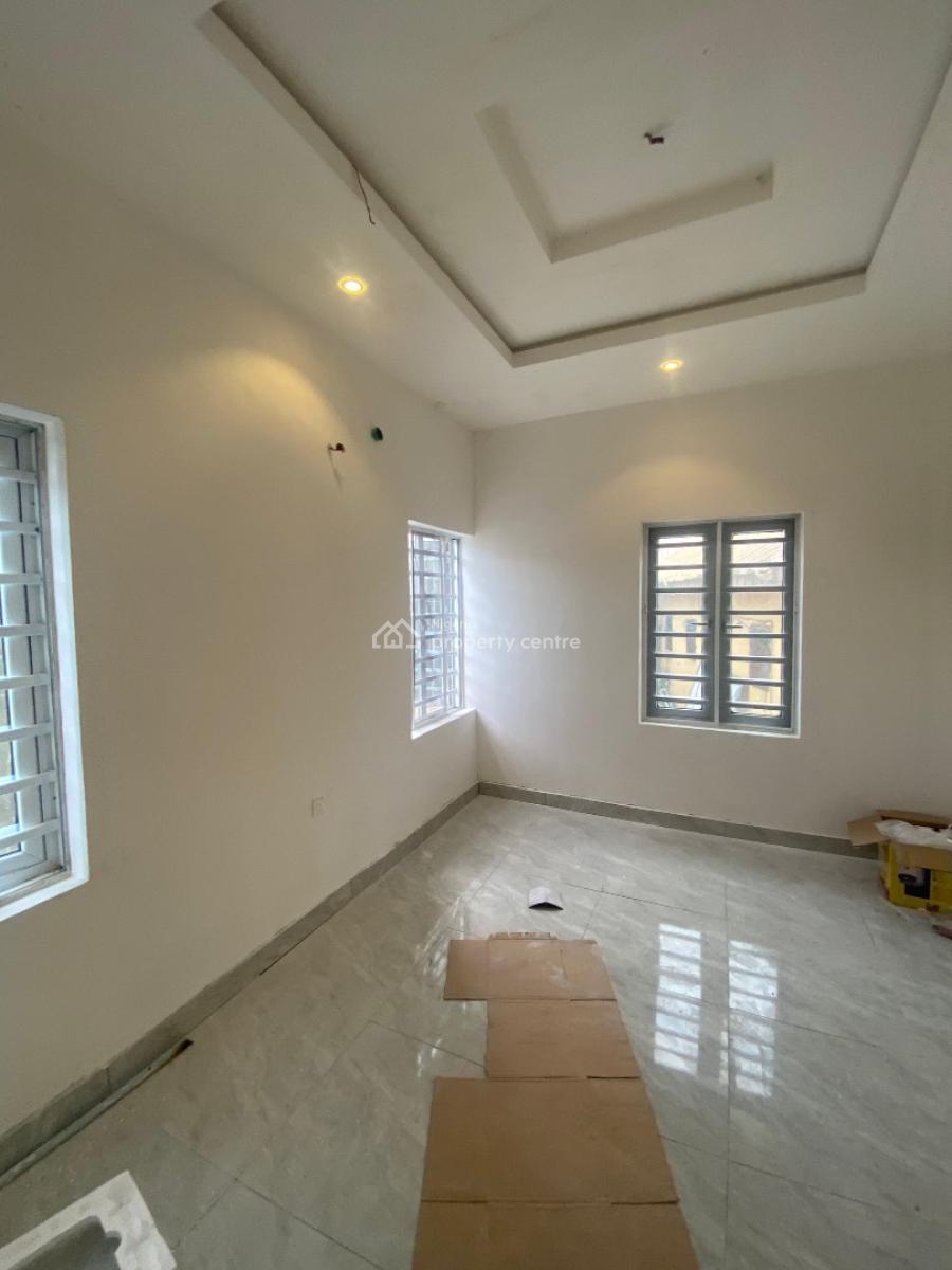 Luxury 2bedroom and Parlour, Ogombo Road, Ogombo, Ajah, Lagos, Flat / Apartment for Rent