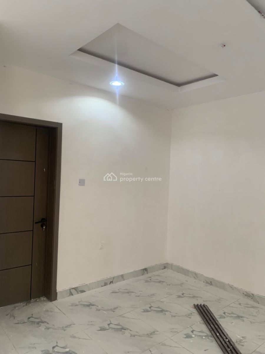 Luxury 2bedroom and Parlour, Ogombo Road, Ogombo, Ajah, Lagos, Flat / Apartment for Rent